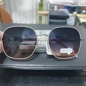 Happily Grey Sunglasses Beautiful Frame and Arms Trendy Modern Summer Must Haves